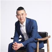 Chinesischlehrer, dessen Muttersprache Chinesisch ist